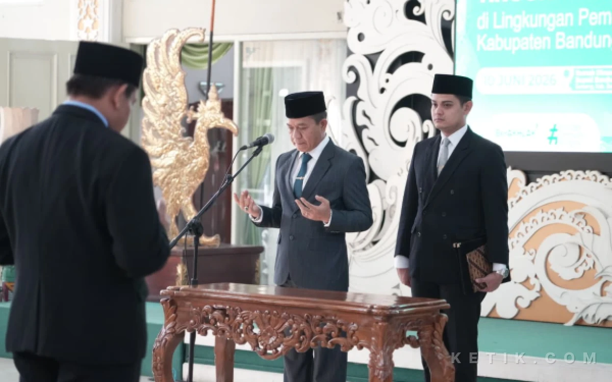 Thumbnail Berita - Bupati Bandung ke Pejabat Baru: Jangan Lama Beradaptasi, Masyarakat Menunggu Hasil Kerja