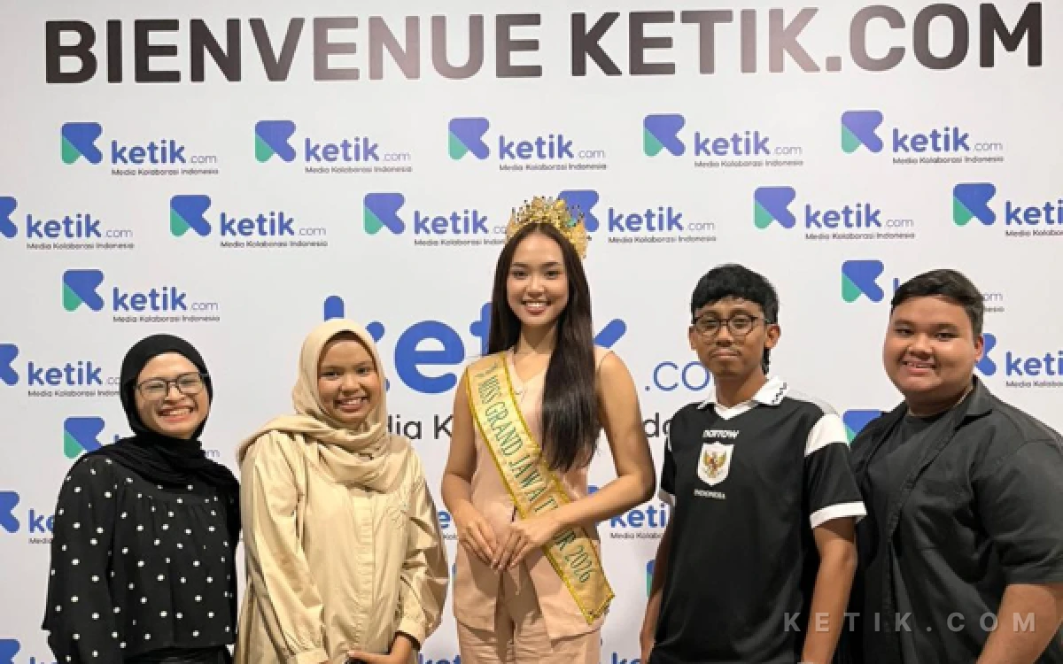 Thumbnail Berita - Dinobatkan Miss Grand Jatim 2026, Pertama Kerja Gista Kunjungi Graha Ketik