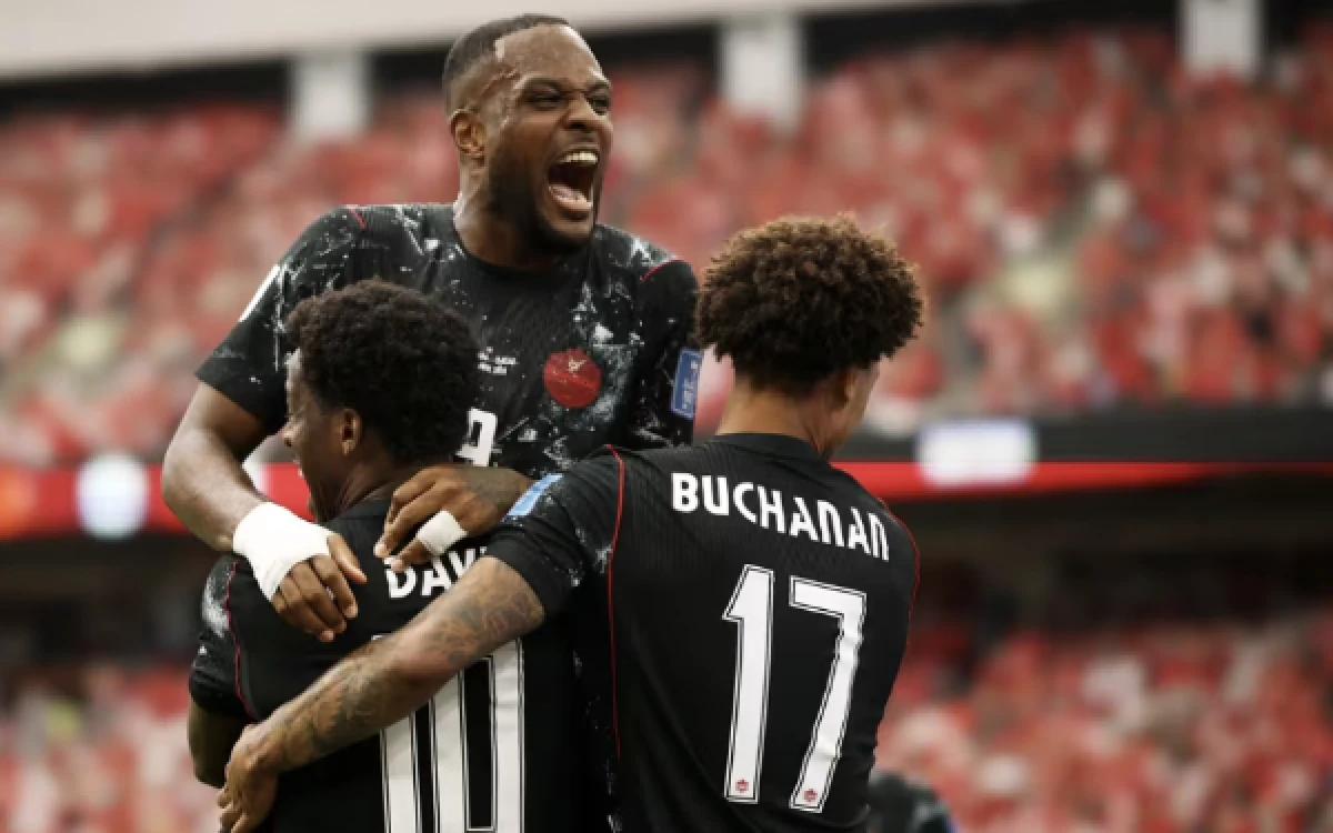 Thumbnail Berita - Hasil Piala Dunia 2026: Lumat Qatar 6-0, Tuan Rumah Kanada Menuju Sejarah Lolos Fase Grup