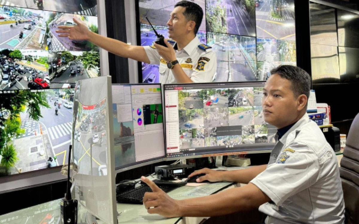 Thumbnail Berita - Surabaya Perkuat Transformasi Smart City Lewat SITS dan Integrasi Layanan Digital