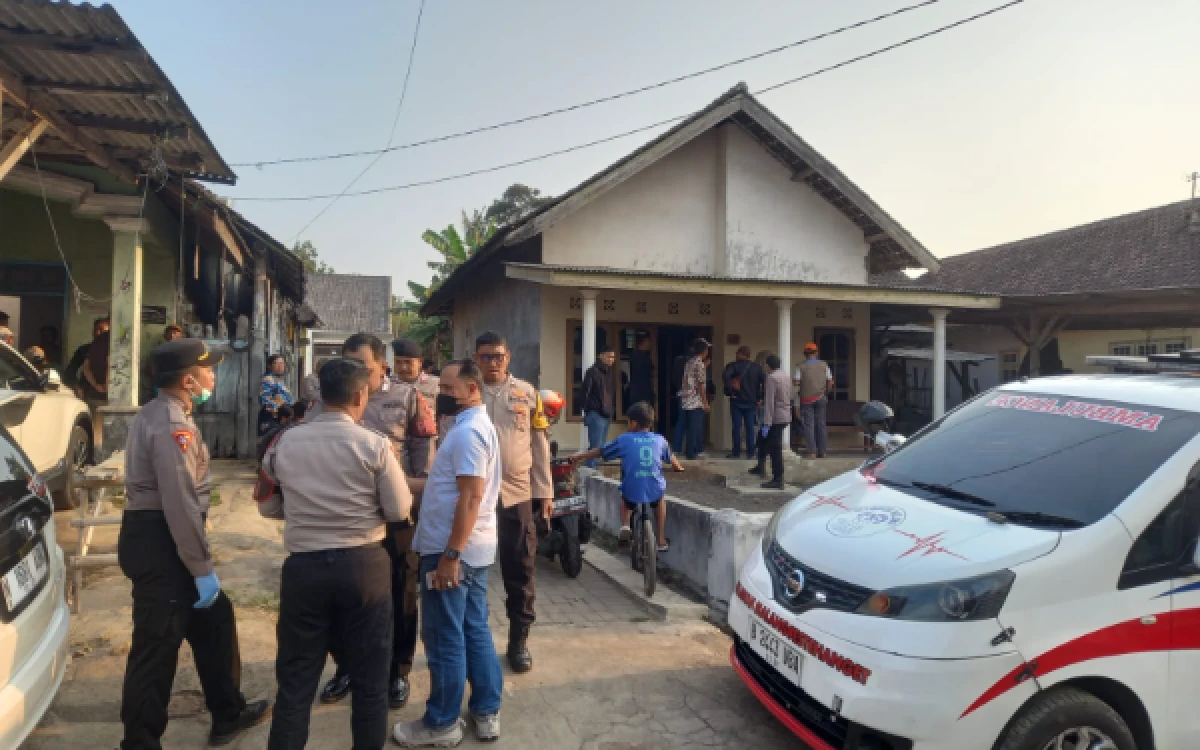 Thumbnail Berita - Geger Penemuan Dua Jenazah Perempuan di Cemorokandang Malang, Diduga Meninggal Karena Sakit