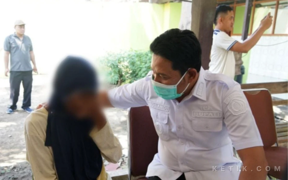 Thumbnail Berita - Sambangi Penghuni Liponsos, Bupati Subandi Doakan Penghuni Sembuh dan Carikan Pekerjaan