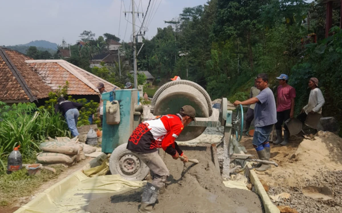Thumbnail Berita - Pemkab Lebak Alokasikan Rp75 Miliar untuk Bangun dan Tingkatkan 53 Ruas Jalan pada 2026