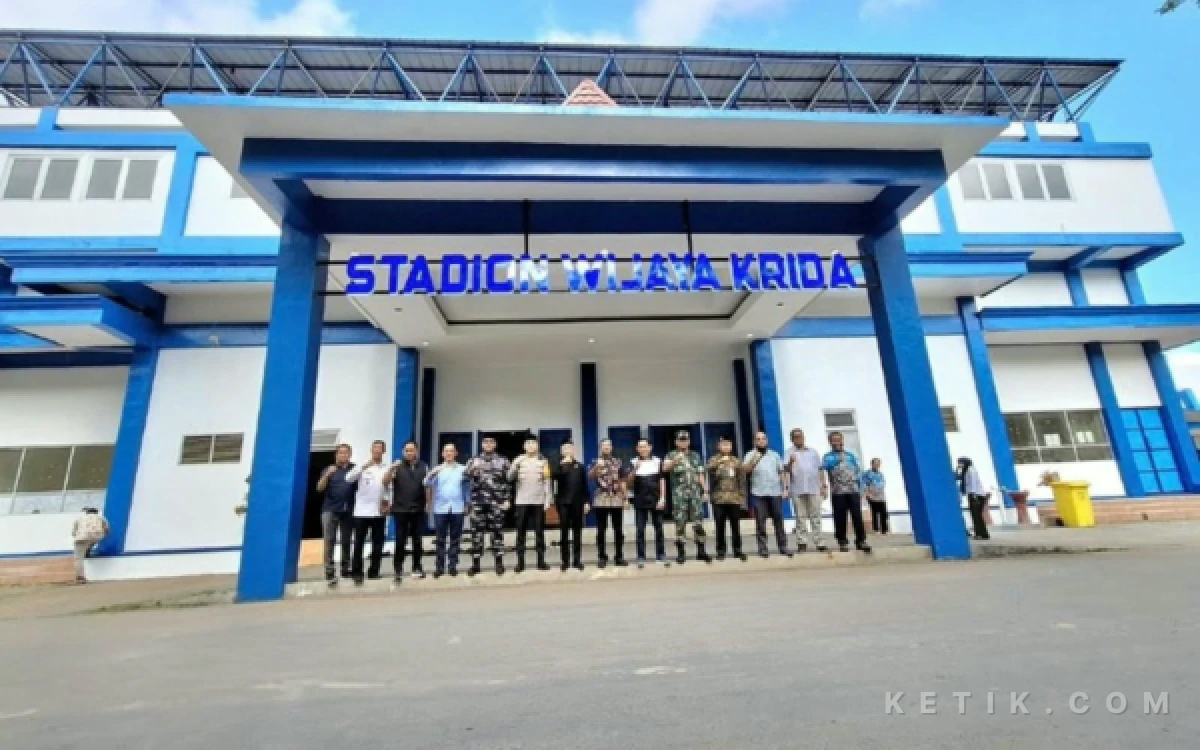 Thumbnail Berita - Stadion Pacitan Jadi Lokasi Jamnas XIX RX-King, Kapolres Ayub ke Bikers: Tunjukkan Sikap Dewasa