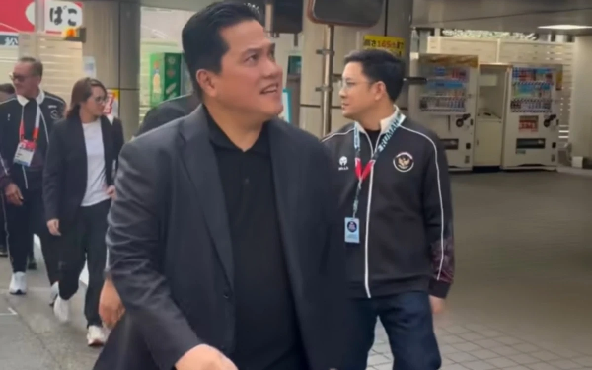 Thumbnail Berita - Erick Thohir Kecam Penyerangan Bus Pemain Persib U-18, Minta Pelaku Ditindak Tegas