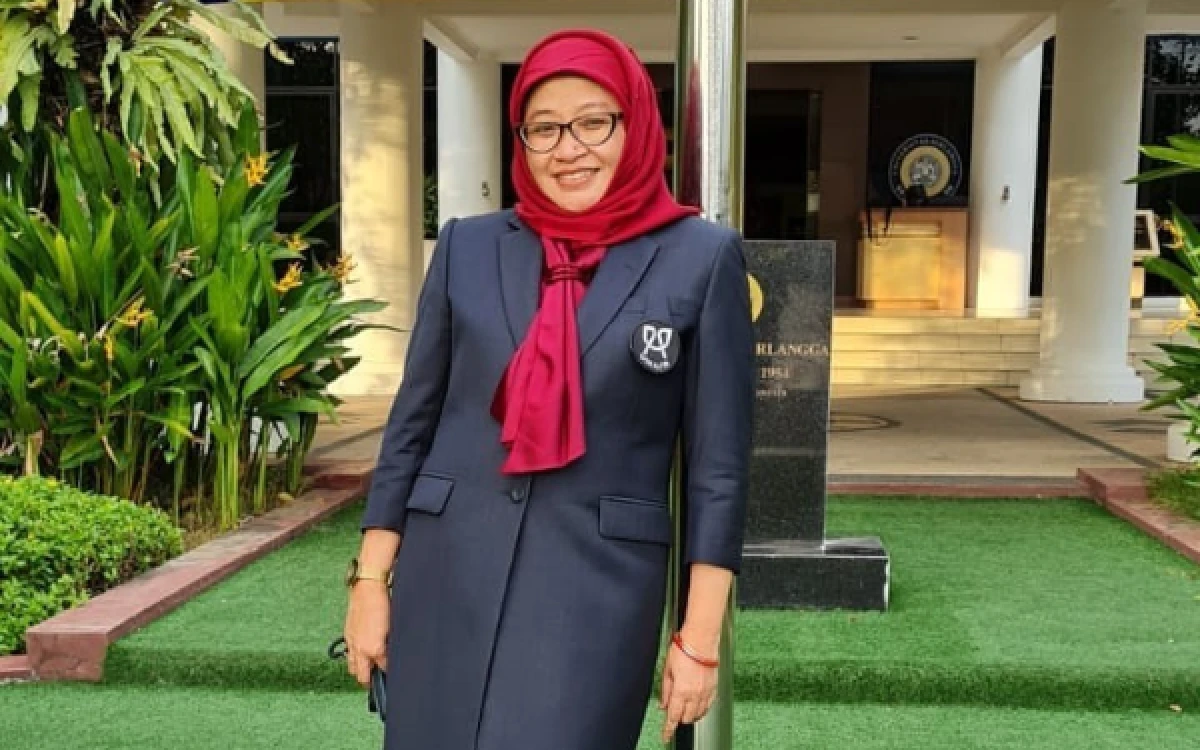 Thumbnail Berita - Dekan Fakultas Perikanan dan Kelautan Unair Ternyata Alumni UB, Ini Sosok Prof Endang Dewi Masithah