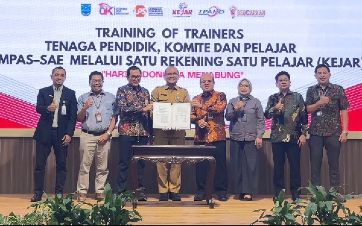 Thumbnail Berita - Dorong Guru Jadi Ujung Tombak Literasi Keuangan, OJK Edukasi Ratusan Pendidik di Probolinggo