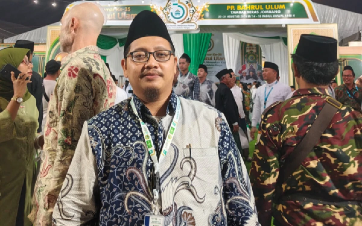 Foto Abdul Haris, M.HI, dosen Fakultas Syariah Universitas Islam Negeri Maulana Malik Ibrahim Malang (UIN Malang), jadi bagian dari panitia lokal (panlok) Muktamar ke-35 NU di Tambakberas, Jombang, 27-31 Agustus 2026. (Foto: dokumen pribadi)