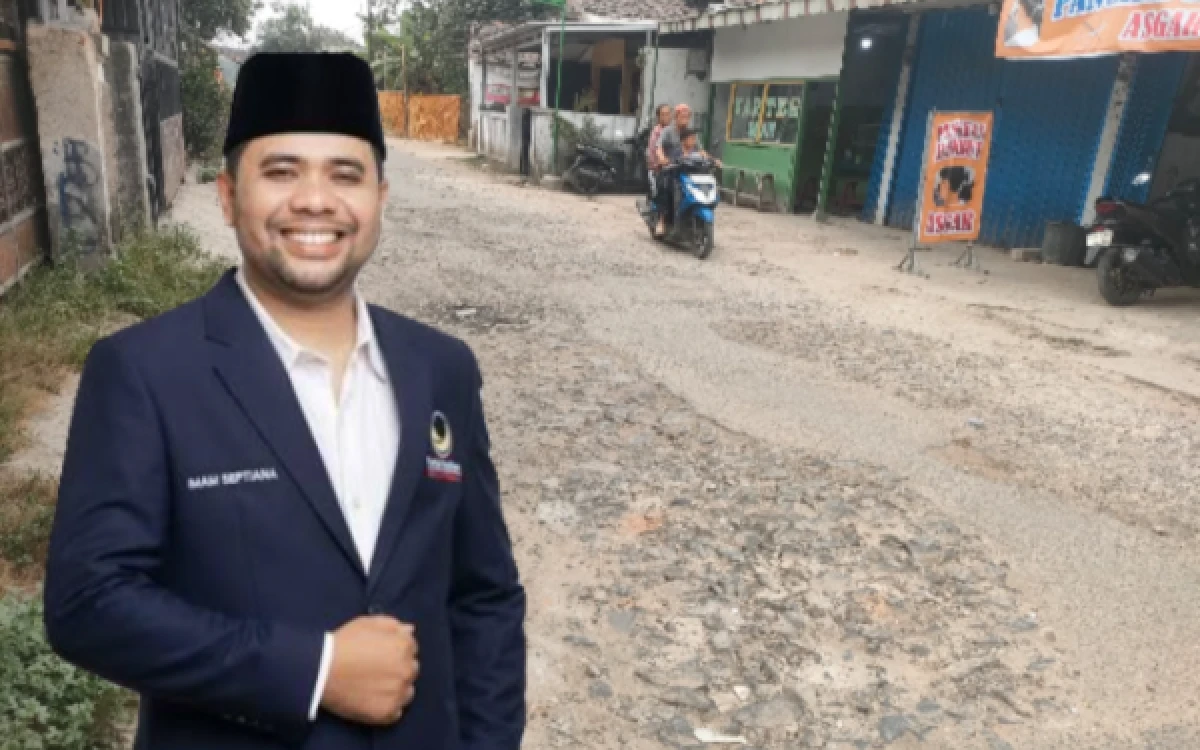 Thumbnail Berita - Imam Septiana Apresiasi DPUPR Lebak, Jalan Bhakti Manunggal Selahaur Akan Dilanjutkan Lewat Anggaran Perubahan