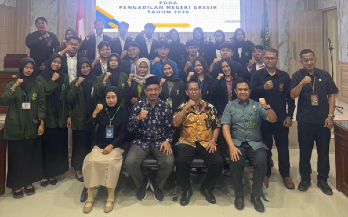 Thumbnail Berita - Sinergi Teori dan Praktik, 9 Mahasiswa HES UIN Malang Resmi Memulai PKL di Pengadilan NegeriGresik