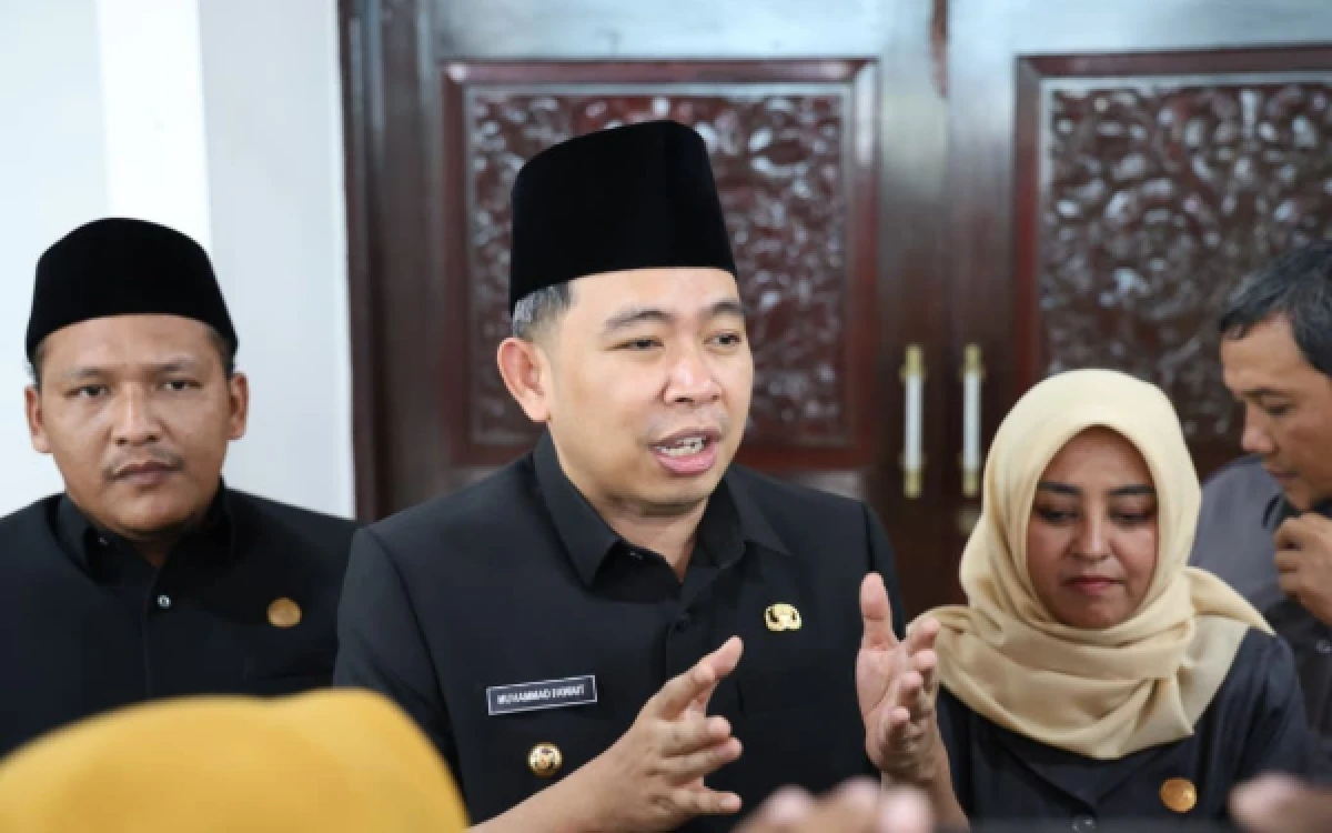 Thumbnail Berita - Gus Fawait Dorong 6 Raperda Strategis untuk Tingkatkan Pendapatan Daerah Jember