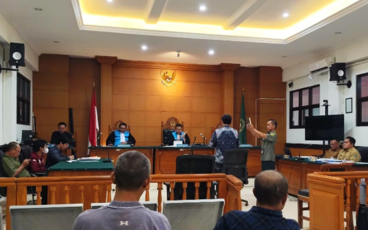 Thumbnail Berita - Saksi Ahli di PTUN: Fasum Milik Daerah, Pemkab Sidoarjo Berwenang Membongkar Tembok untuk Integrasi Jalan