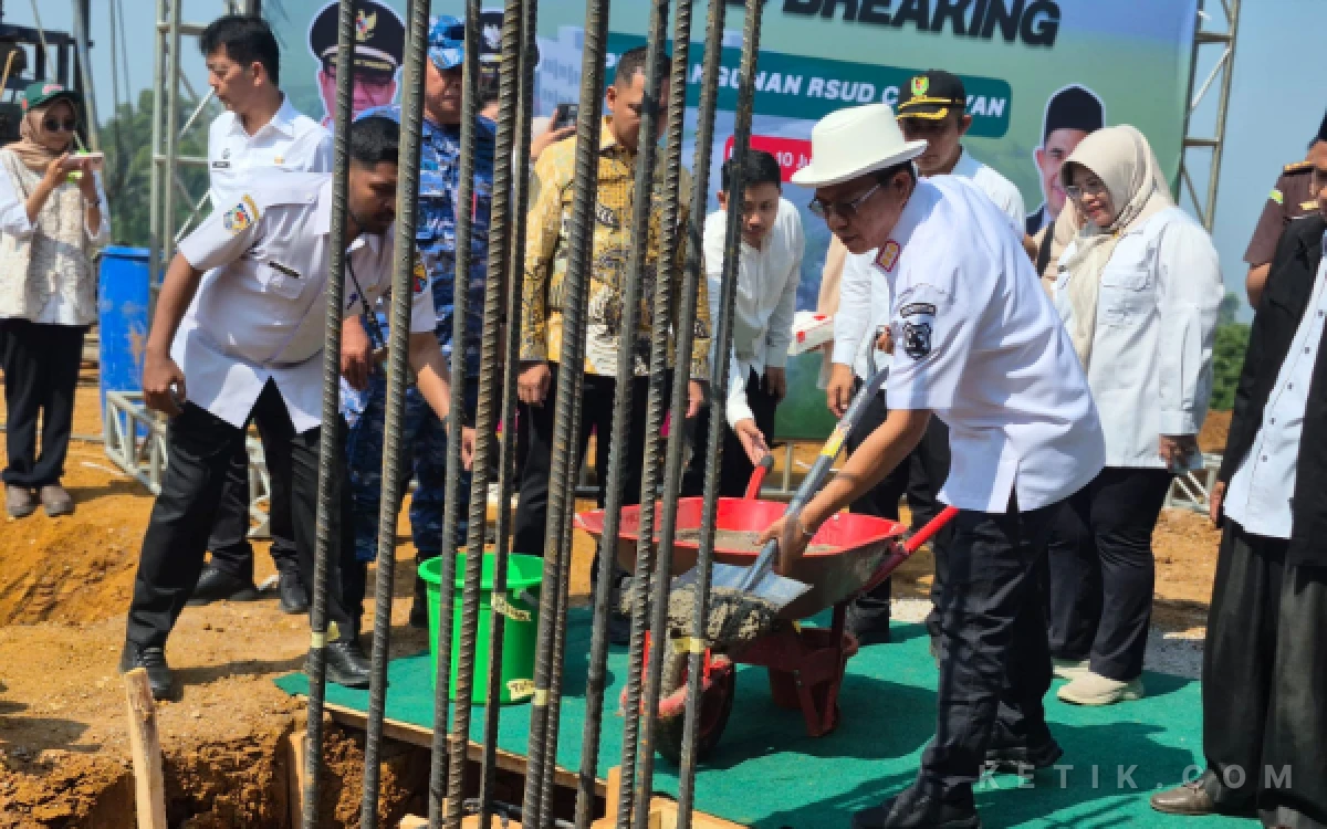 Thumbnail Berita - Bupati Bandung Cetak Rekor Enam RSUD dalam Lima Tahun, RSUD Bedas Cimenyan Mulai Dibangun