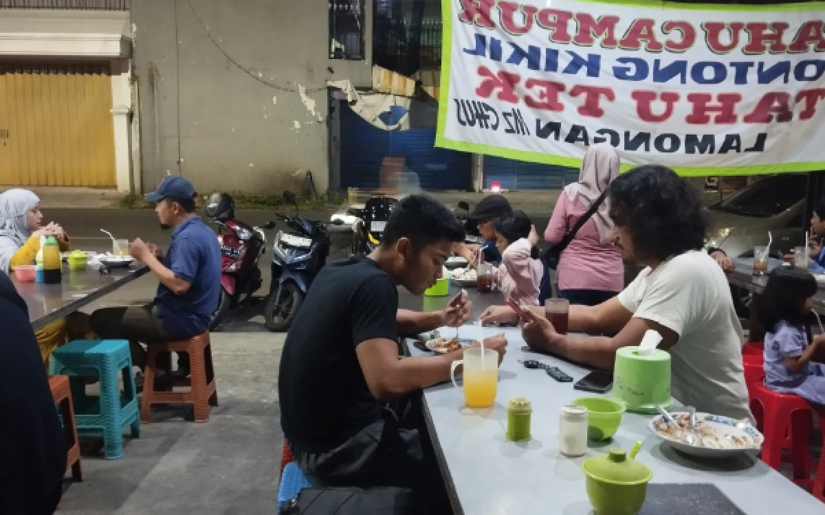 Tahu Campur Lamongan Mas Chus, Kuliner Khas Jawa Timur yang Viral Ditonton 6,1 Juta Kali di TikTok