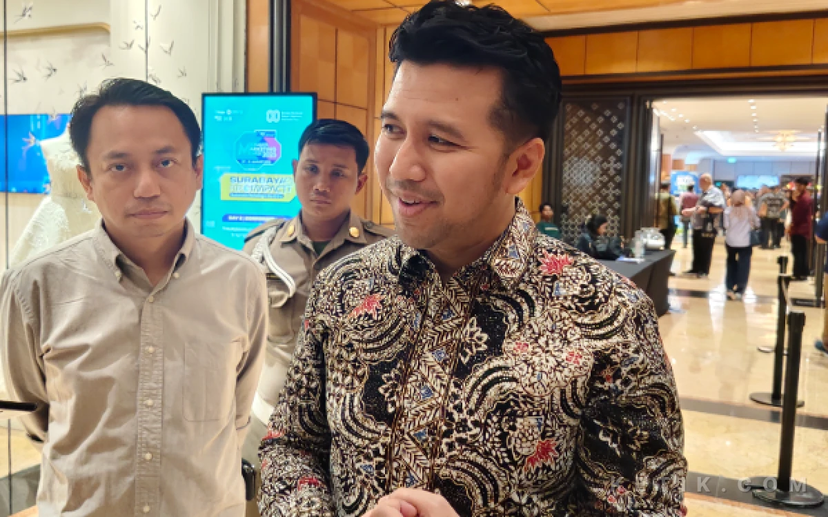 Thumbnail Berita - MBG di Surabaya Berhenti Sementara, Emil Dardak Berikan Penjelasan