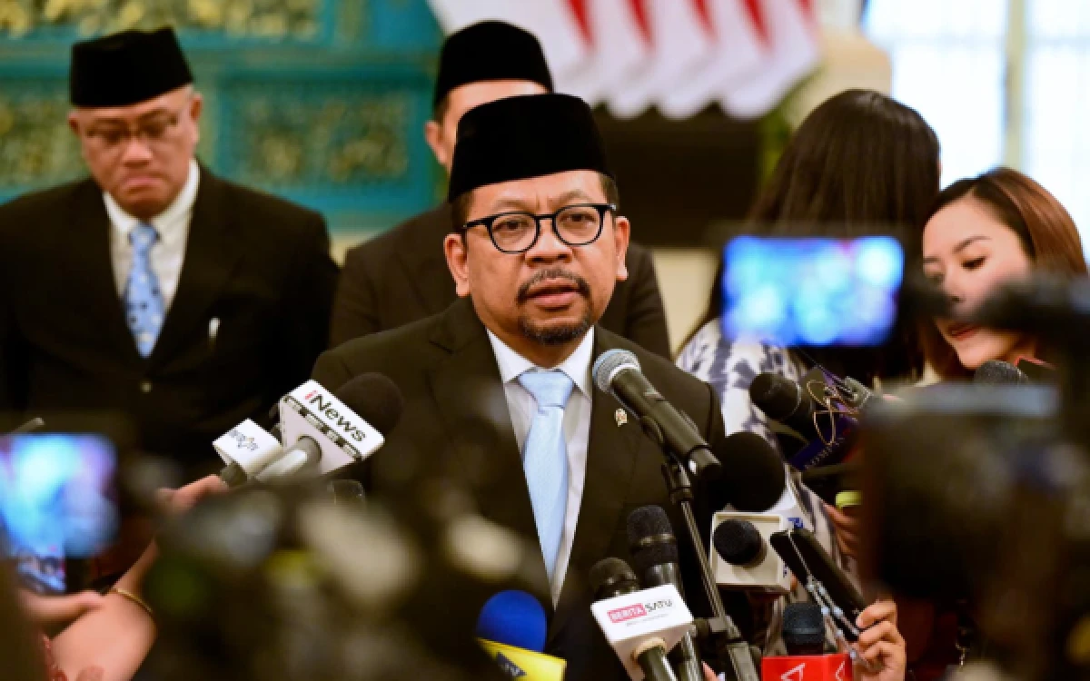 Thumbnail Berita - M Qodari Prihatin Tokoh Sepintar Amien Rais Bisa Menjadi Korban Hoaks