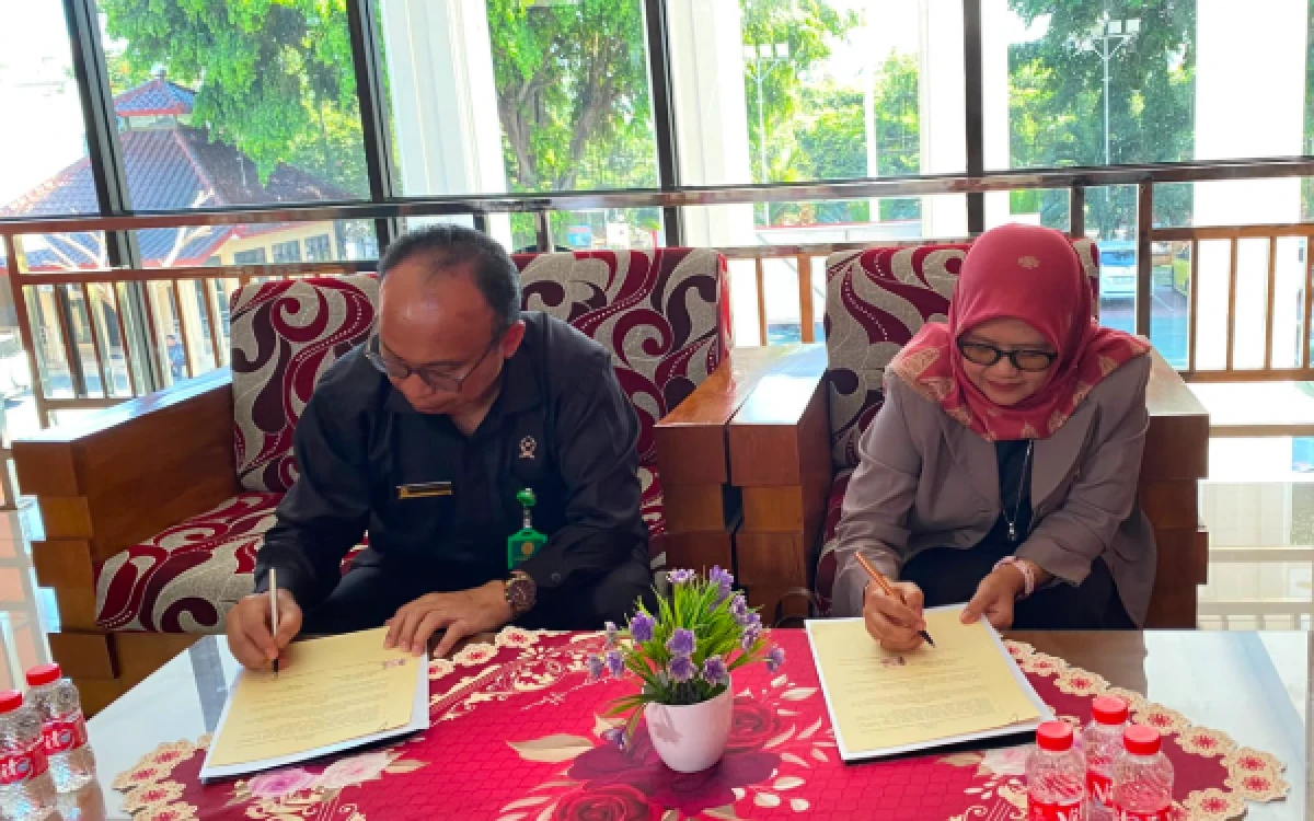Thumbnail Berita - Tanda Tangani PKS dengan PN Blitar, Fakultas Syariah UIN Malang Perkuat Sinergi Akademik dan Praktik Hukum