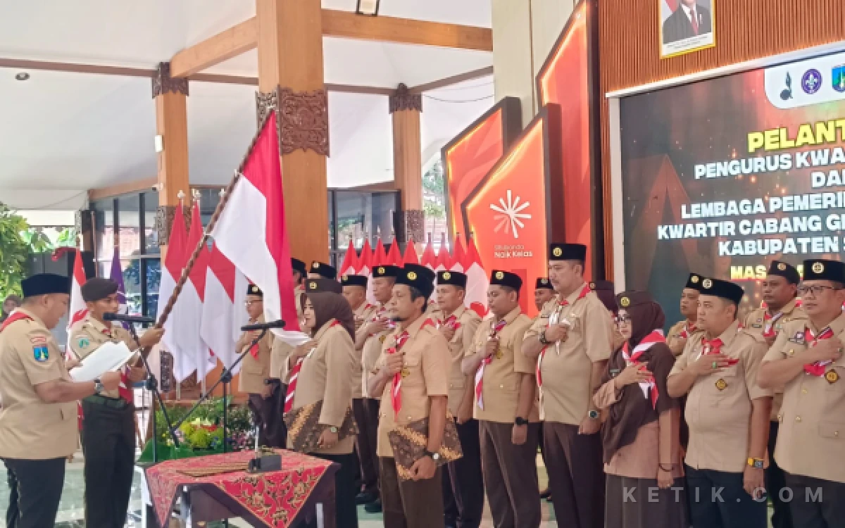 Thumbnail Berita - Ketua Mabicab Lantik Ketua Kwarcab dan Pengurus serta LPK Pramuka Situbondo Masa Bakti 2026–2031