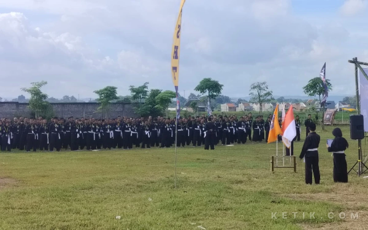 Thumbnail Berita - PSHT Cabang Kabupaten Blitar Gembleng Mental dan Karakter Calon Warga Lewat Pendadaran 2026