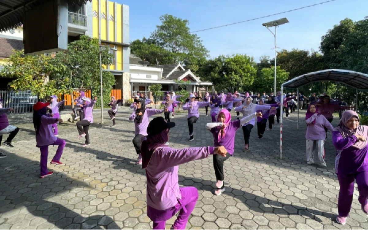 Thumbnail Berita - Senam Rutin Warga Sawojajar Jadi Ruang Menjaga Kebugaran dan Mempererat Kebersamaan
