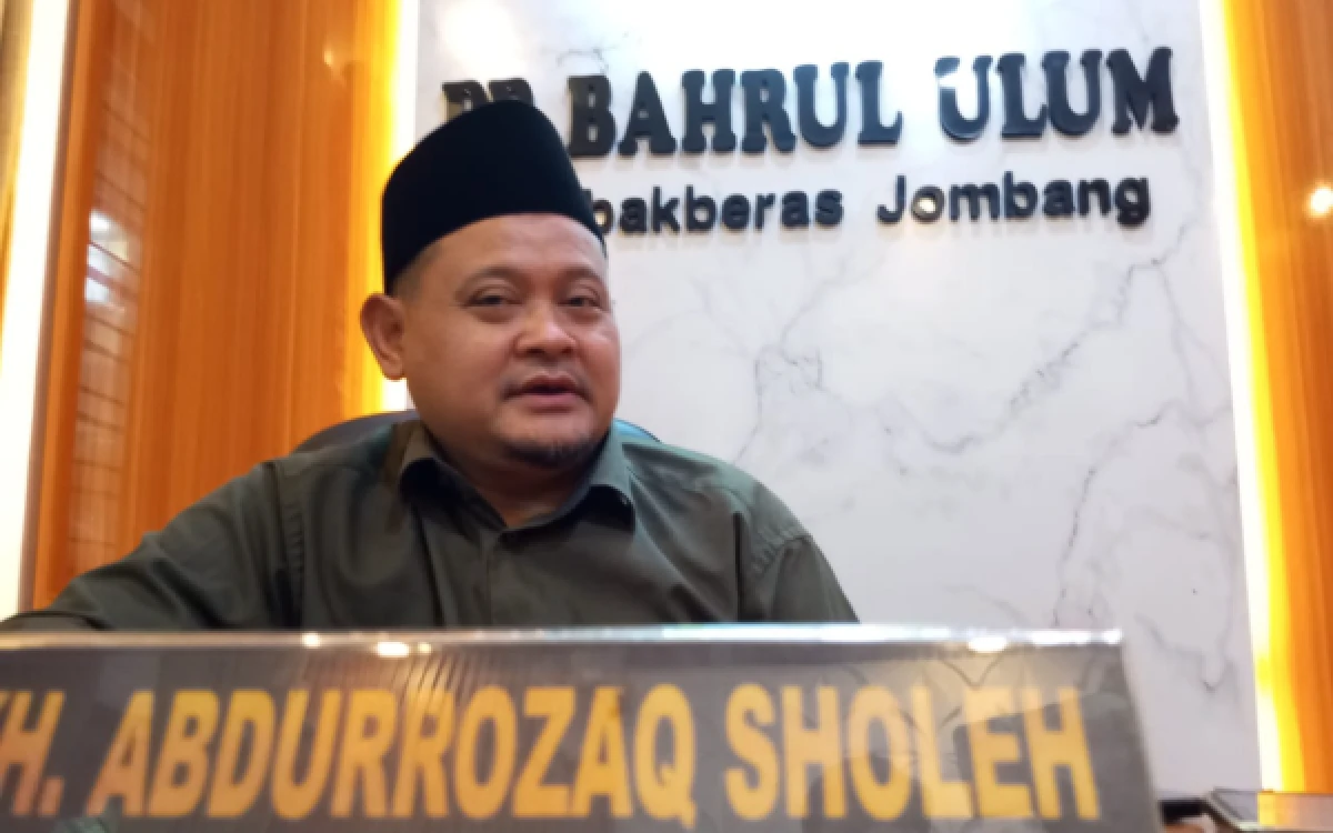 Foto Ketua Umum Yayasan Pondok Pesantren Bahrul Ulum, KH Abdurrozaq Sholeh (Gus Rozaq). (Foto: Dok. PPBU Tambakberas)