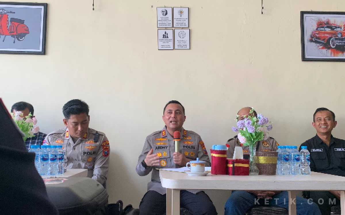 Thumbnail Berita - Kapolres Blitar Gandeng Media Perkuat Keterbukaan Informasi, Ajak Jaga Kondusivitas Daerah