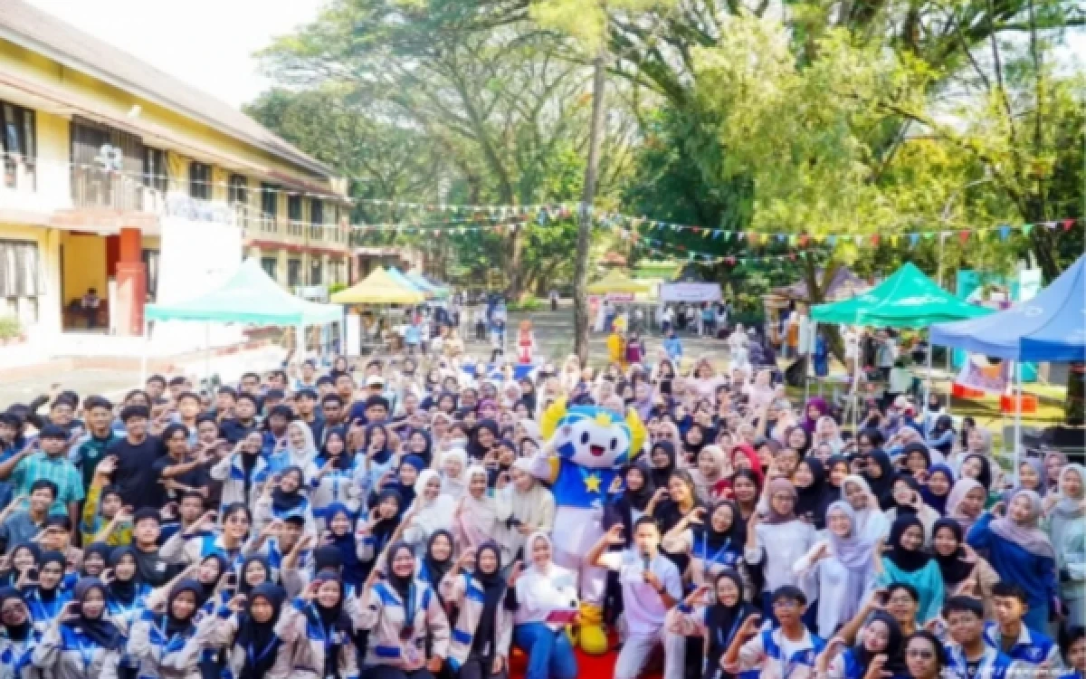 Thumbnail Berita - Asrama Festival Jadi Penutup GEMA 2026 UM, Mahasiswa Tampilkan Kreativitas