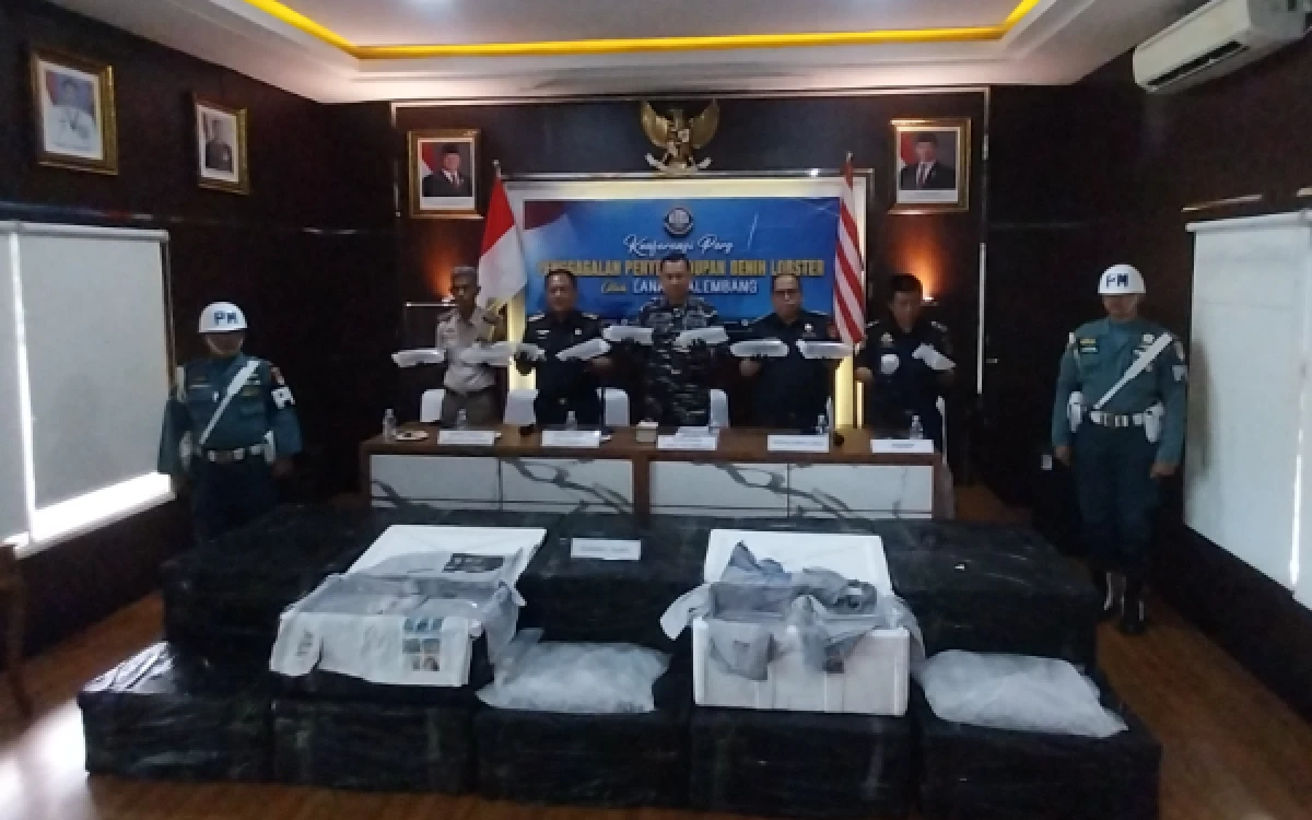 Thumbnail Berita - Kejar Pelaku hingga ke Sarang Buaya, TNI AL Palembang Berhasil Gagalkan Penyelundupan BBL Senilai Rp6,25 Miliar