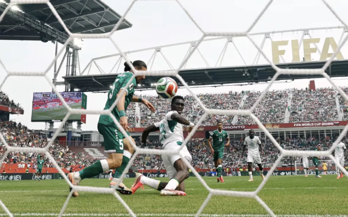 Thumbnail Berita - Hasil Piala Dunia 2026: Senegal Jaga Peluang Lolos 32 Besar usai Hajar Irak 5-0