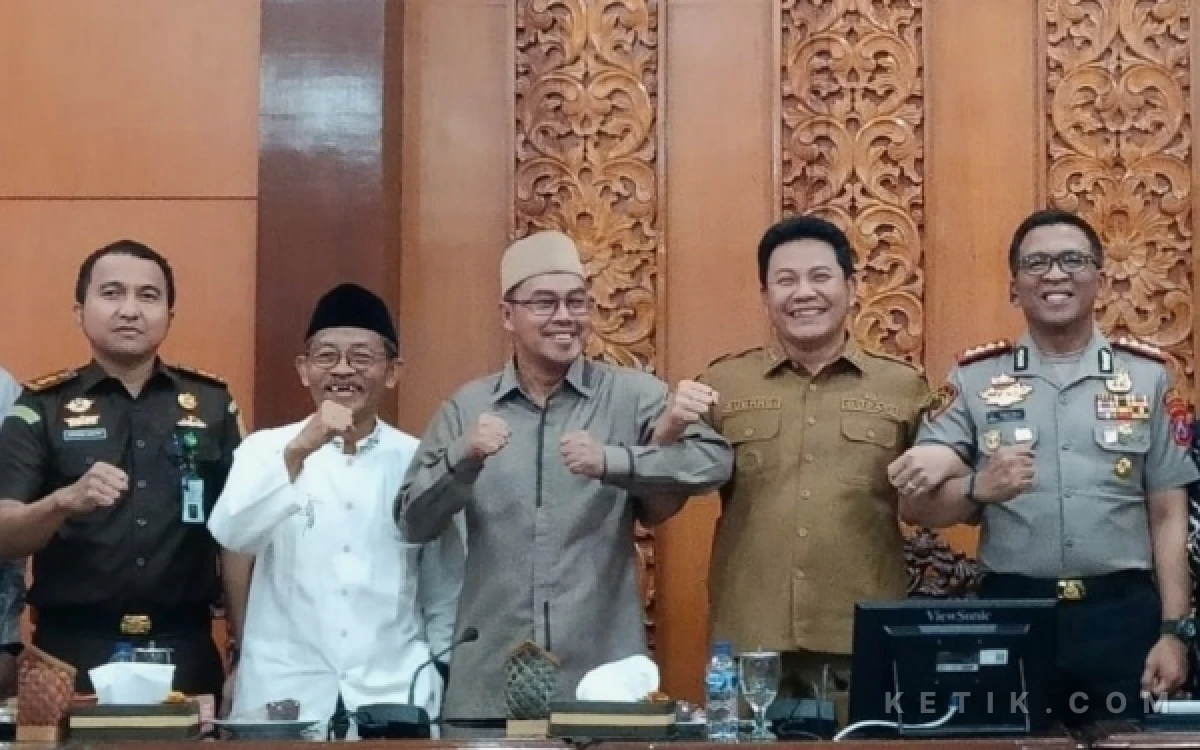 Thumbnail Berita - Demi Berantas Miras di Sidoarjo, Pemkab dan DPRD Sepakat Segera Revisi Perda