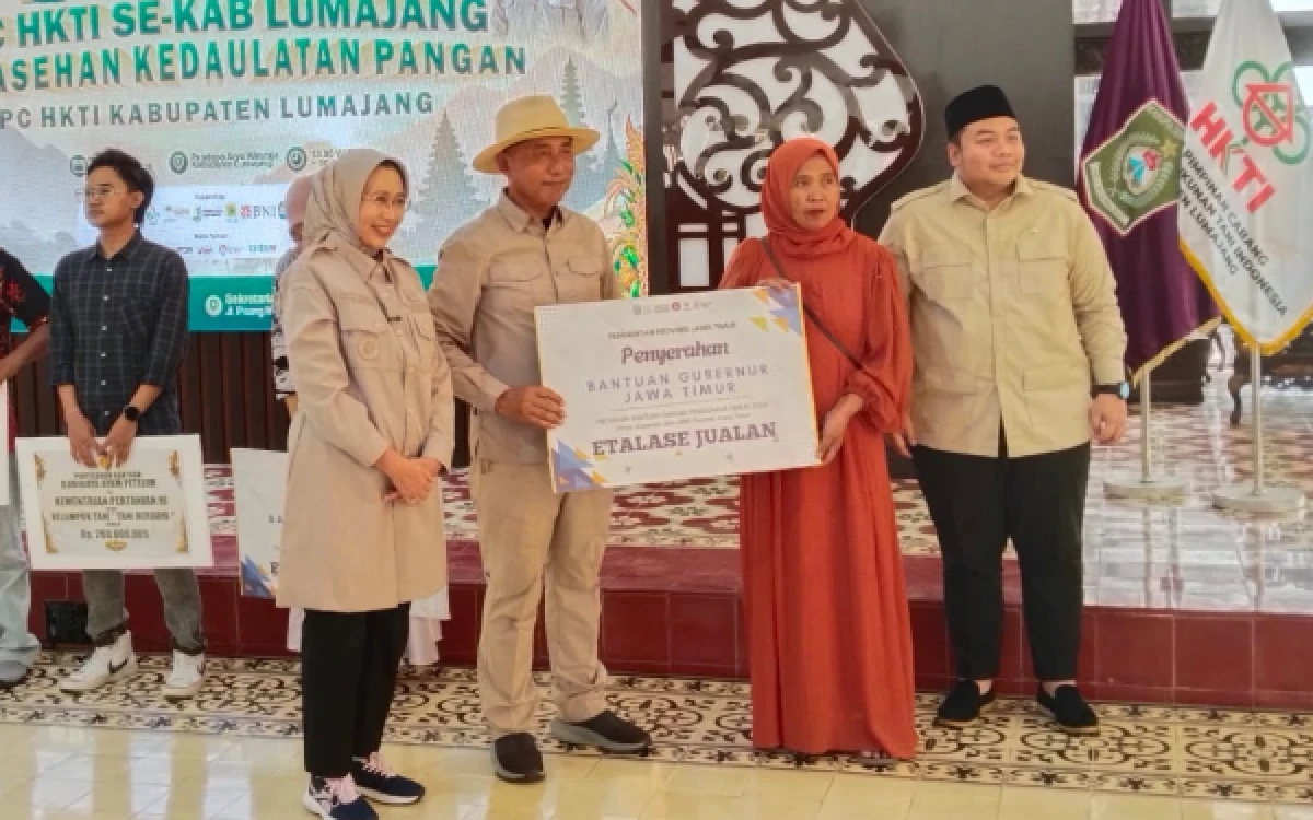Foto Pelantikan Pengurus Anak Cabang (PAC) HKTI se-Kabupaten Lumajang sekaligus Sarasehan Kedaulatan dan Food Security Expo yang berlangsung pada 16–17 Oktober 2026. (Foto: HKTI Jatim)