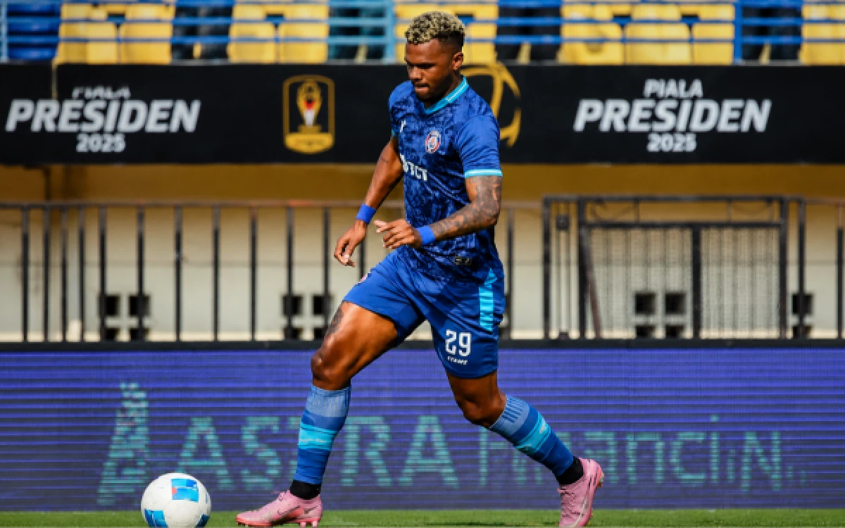 Thumbnail Berita - Arema FC Tundukkan Tampines Rovers 2-1, Brace Gustavo Henrique Jaga Asa ke Semifinal Piala Presiden 2026