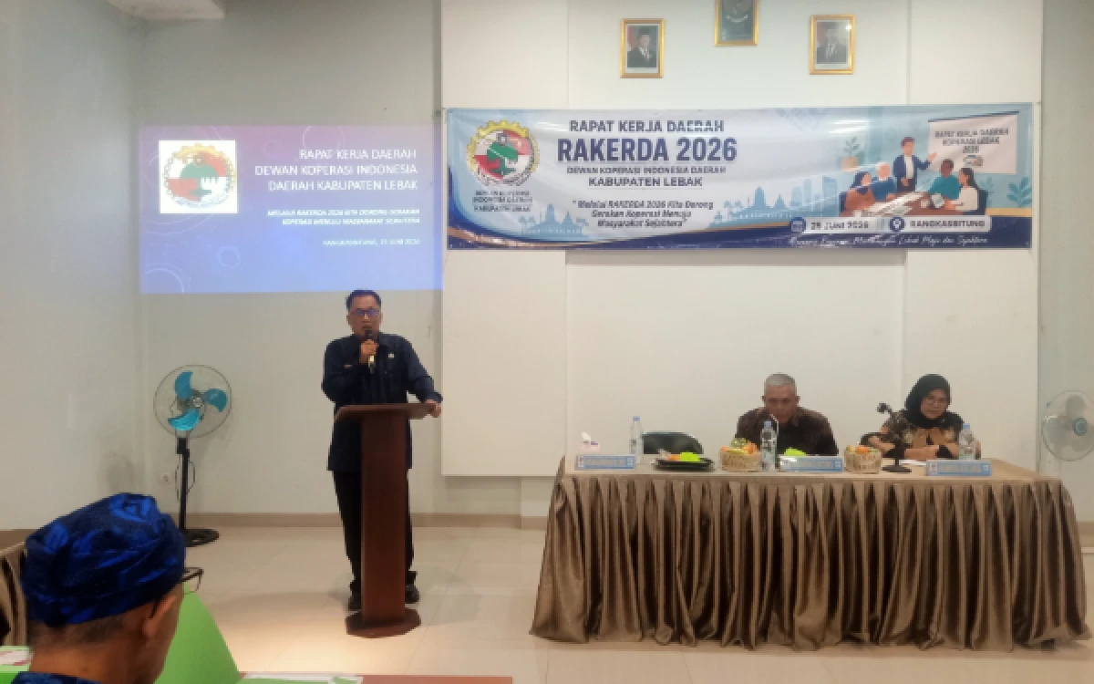 Foto Plt Kepala Dinas Koperasi dan UKM Lebak, Imam Suangsa. (Foto: Abdul Kohar)