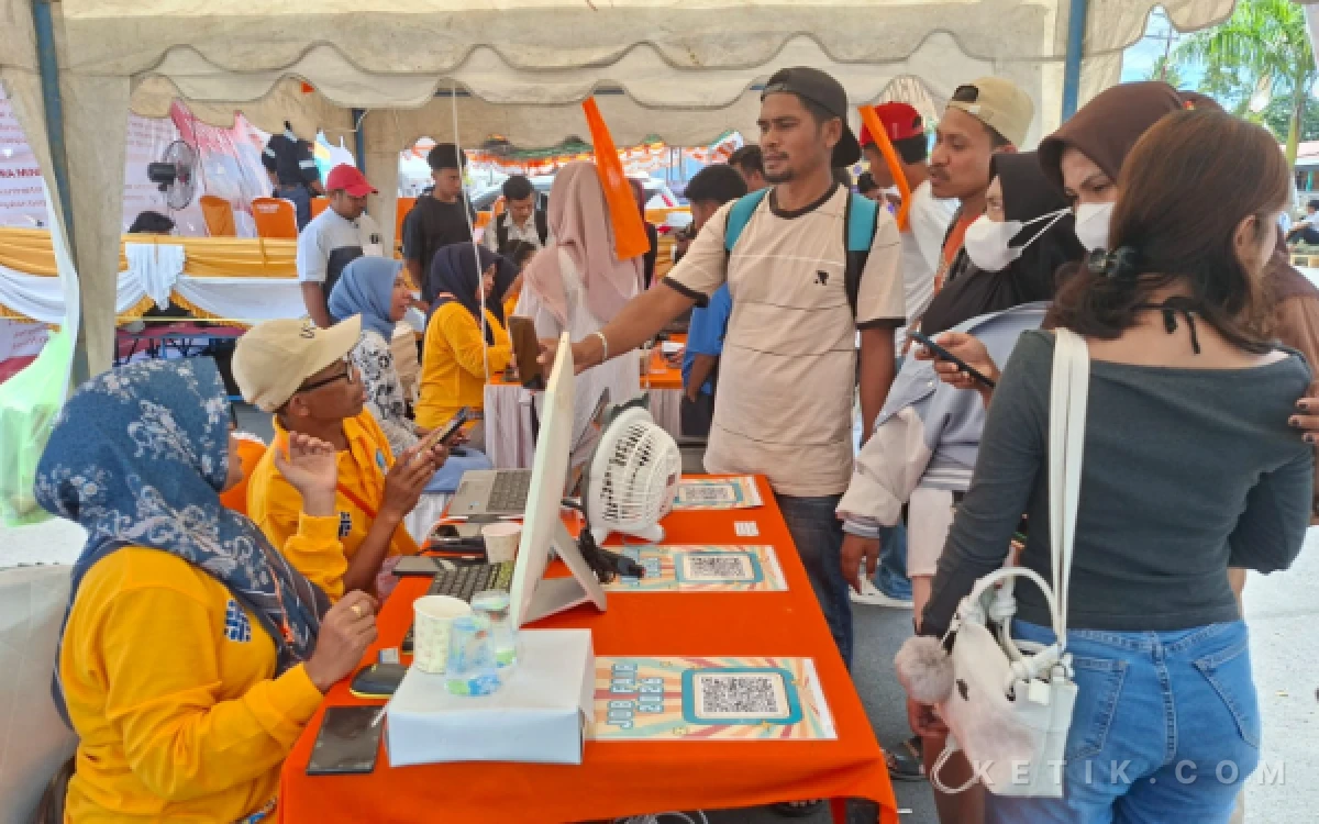 Thumbnail Berita - Saruma Job Fair Diserbu Pencaker, Ratusan Peserta Daftar di Hari Perdana