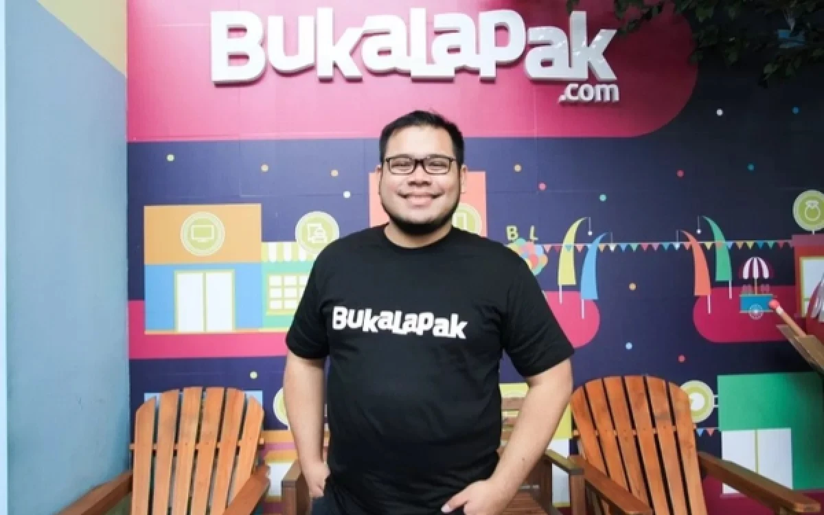 Thumbnail Berita - Ibrahim Arief Eks Konsultan Era Nadiem Divonis 4 Tahun Penjara di Kasus Chromebook