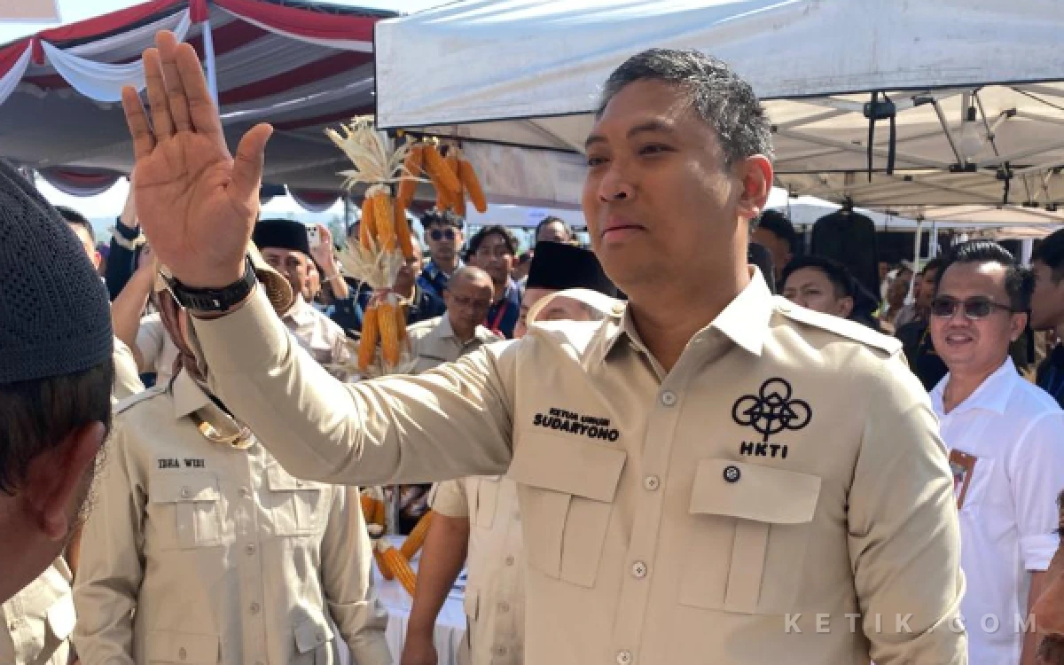 Thumbnail Berita - Kerja Sat Set ala Mas Dar Benahi MBG, Ini 6 Terobosan yang Dilakukan