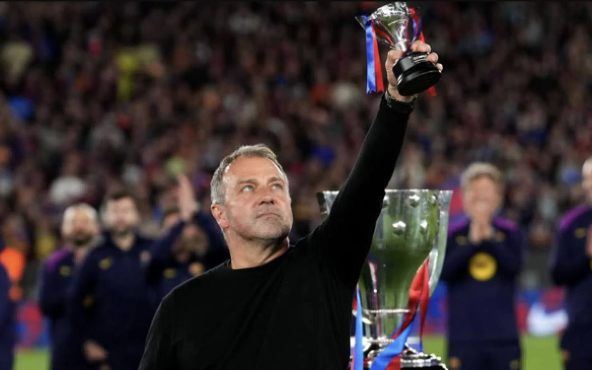 Foto Para pemain Barcelona merayakan gelar juara  La Liga musim 2025/2026 bersama sang pelatih Hansi Flick, Senin dini hari, 11 Mei 2026. (Foto: fcbarcelona.com)