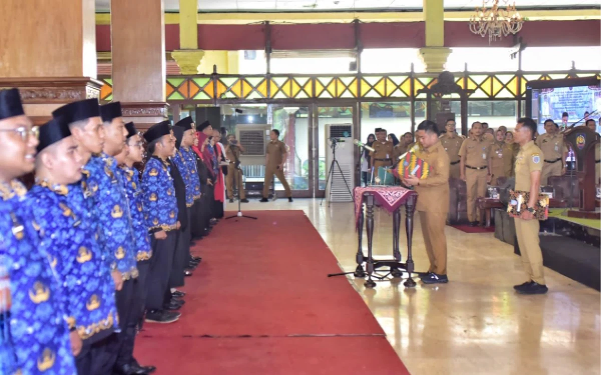 Thumbnail Berita - 293 CPNS Resmi Jadi PNS, Bupati Tegal Minta ASN Adaptif dan Inovatif