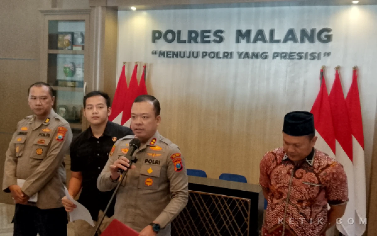 Thumbnail Berita - Insiden Pantai Wediawu! Polisi Tetapkan 4 Warga Malang Jadi Tersangka, Ada Provokator Penggerak Massa