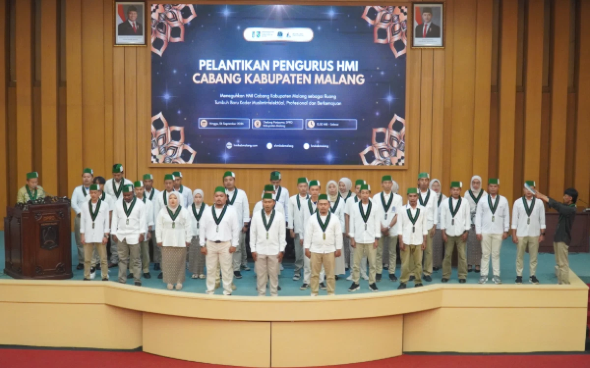 Foto Proses pelantikan pengurus HMI Kabupaten Malang. (Foto: Polres Malang)