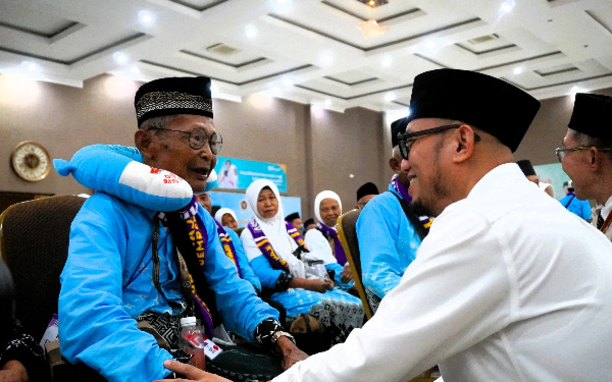 Thumbnail Berita - Operasional Haji Hari Ke-27, Berangkatkan 36.413 Jemaah Sudah Diberangkatkan dari Embarkasi Surabaya