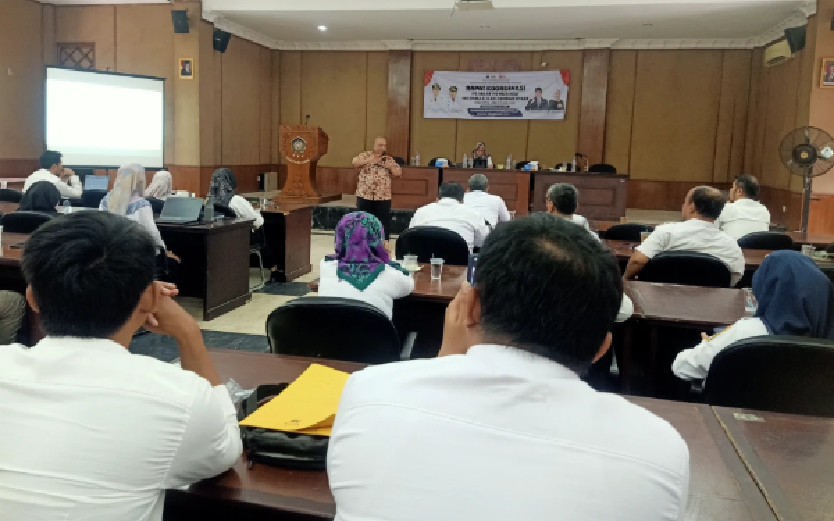 Thumbnail Berita - Ojat Sudrajat: PPID Jangan Takut Hadapi Permohonan Informasi, Undang-Undang Sudah Memberikan Perlindungan