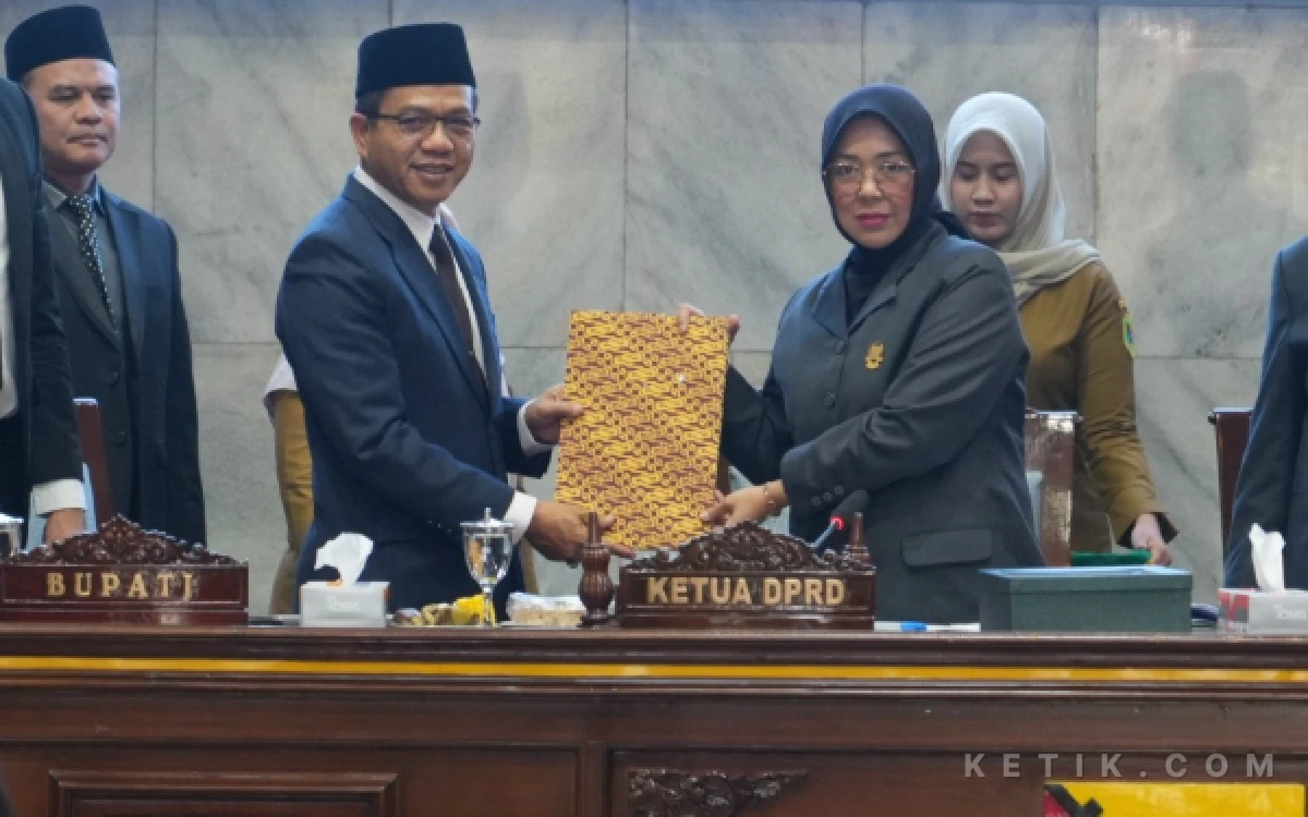 Thumbnail Berita - Bupati KDS: Jangan Hanya Jadi Aturan, Raperda Pornografi Harus Bisa Diterapkan