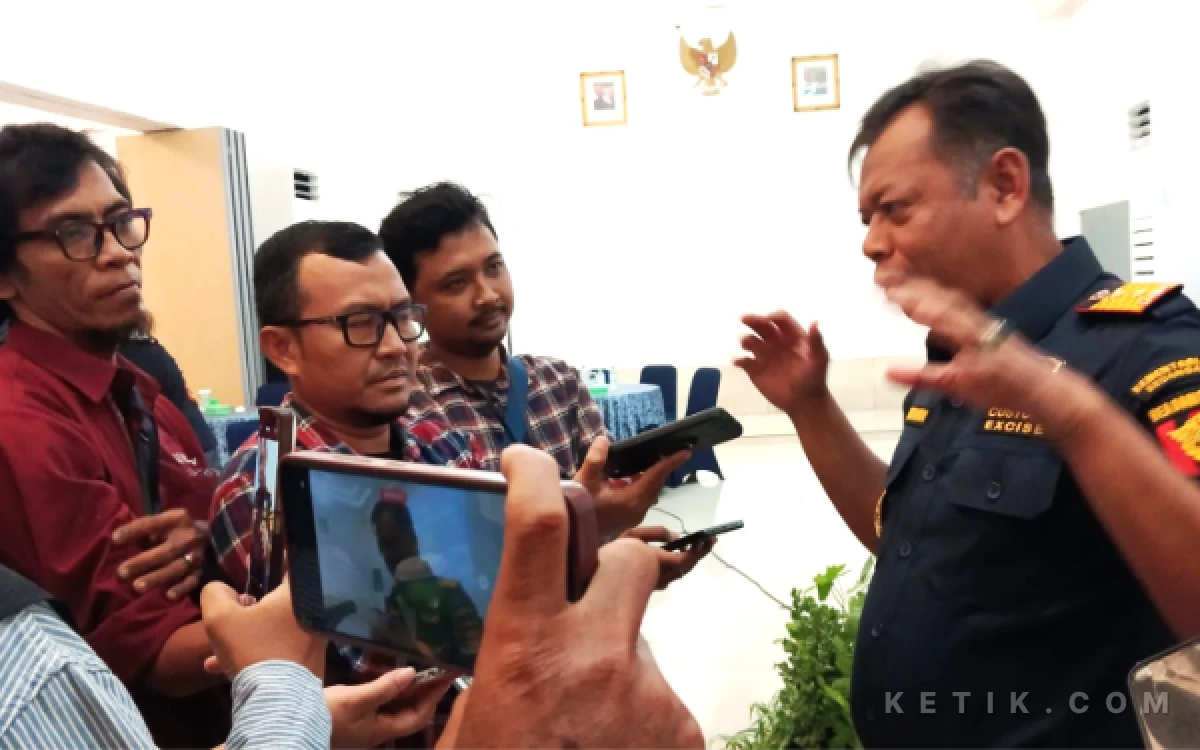 Thumbnail Berita - Bea Cukai Jatim I Sita 152 Juta Batang Rokok Ilegal Senilai Rp 227,4 Miliar