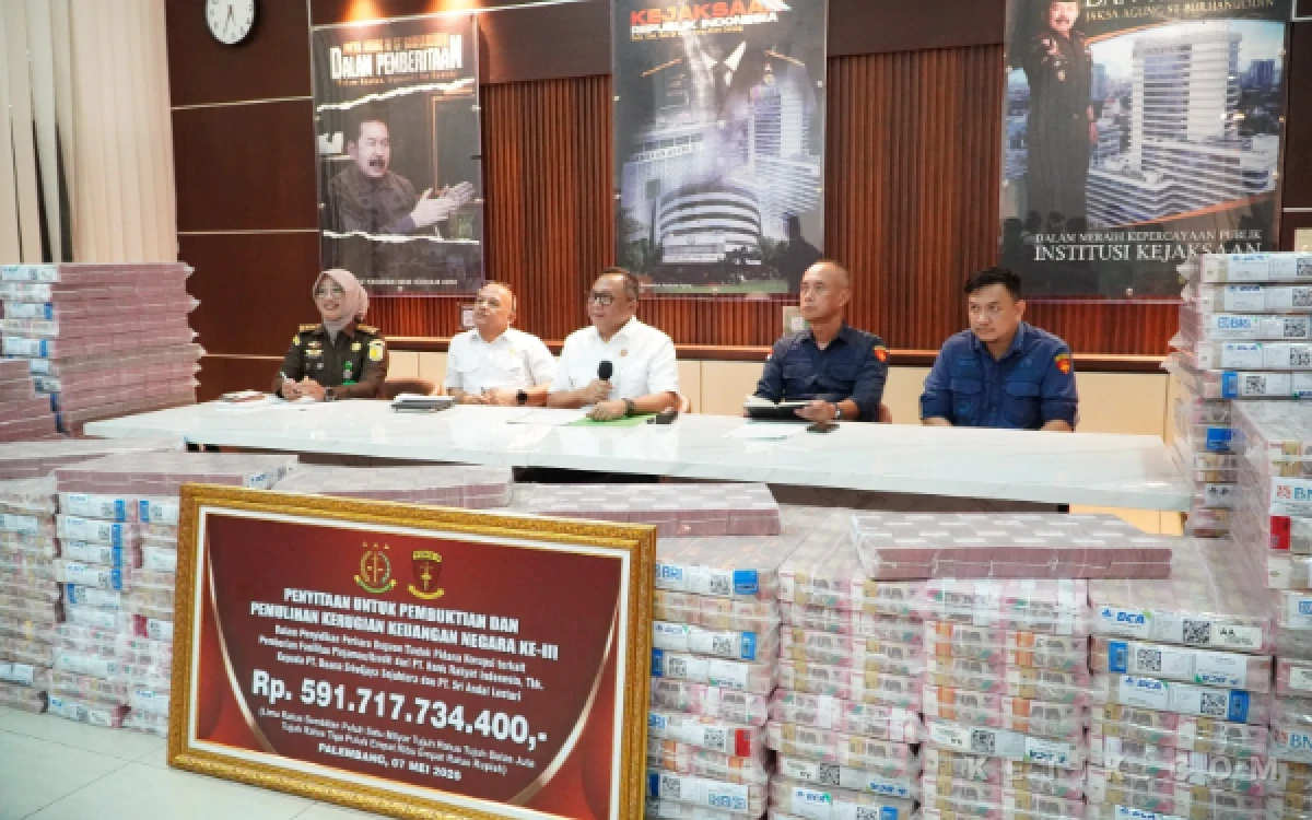 Thumbnail Berita - Wow! Kejati Sumsel Selamatkan Rp1,2 Triliun Uang Negara