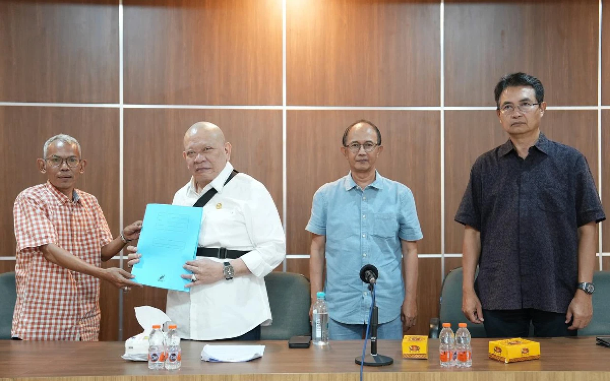 Thumbnail Berita - Sosialisasi Empat Pilar Kebangsaan, LaNyalla Serukan Rekonstruksi Total Arsitektur Hukum dan Ekonomi Nasional
