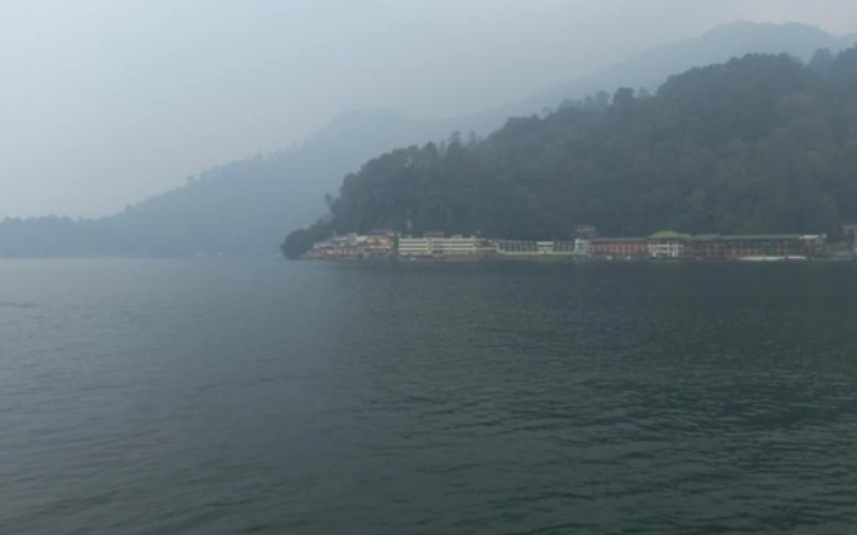 Thumbnail Berita - Asap Karhutla Sumsel sampai Wilayah Danau Toba, Jarak Pandang Maksimal 3 Km