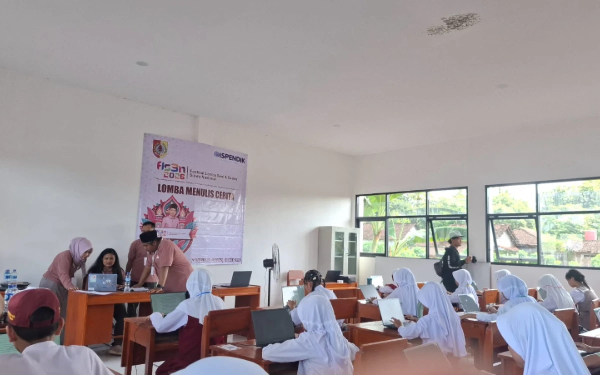 Thumbnail Berita - Sertifikat Juara FLS3N Jember Bisa Jadi Nilai Tambah Masuk SMP Jalur Prestasi